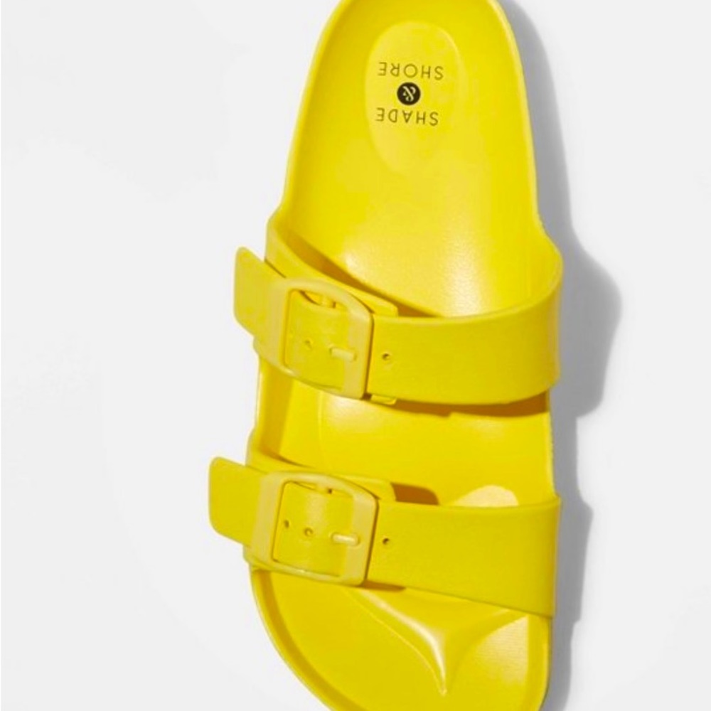 ☀️ Yellow Slides ☀️ - Picture 2 of 4